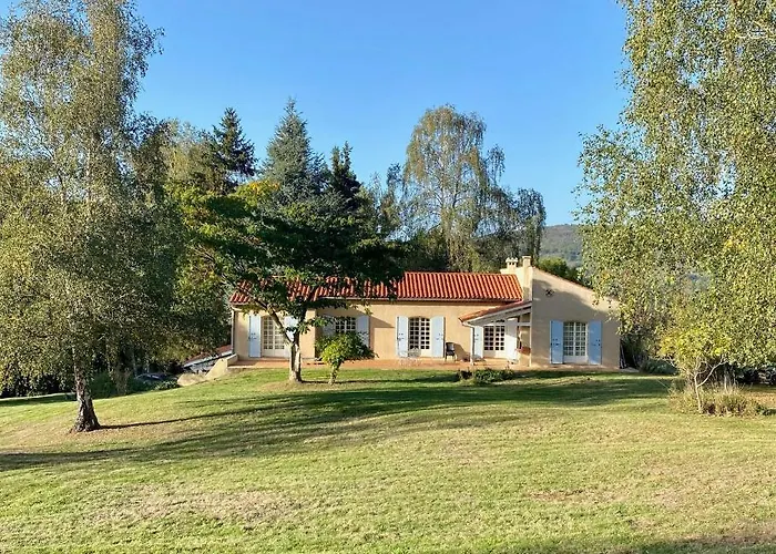Foix Villa 150M2 Dans Tres Grand Parc Arbore